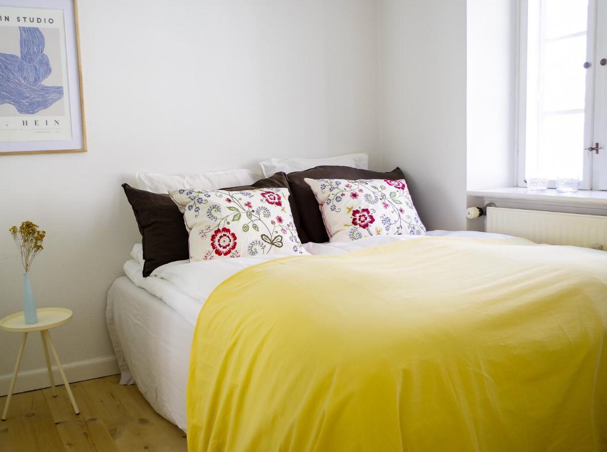 Bright Apartment Next To The King'S Garden Копенхаген Екстериор снимка